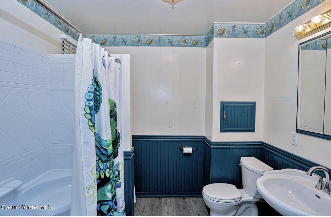 332 Main Street Wardner, ID 83837 - Photo 30 of 42 Main floor bathroom