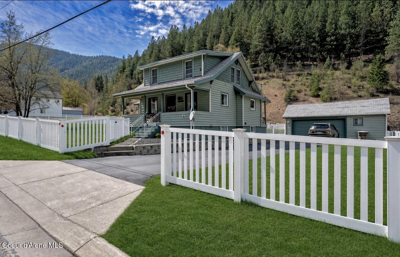 332 Main Street Wardner, ID 83837 - Photo 3 of 42 Front of the house.