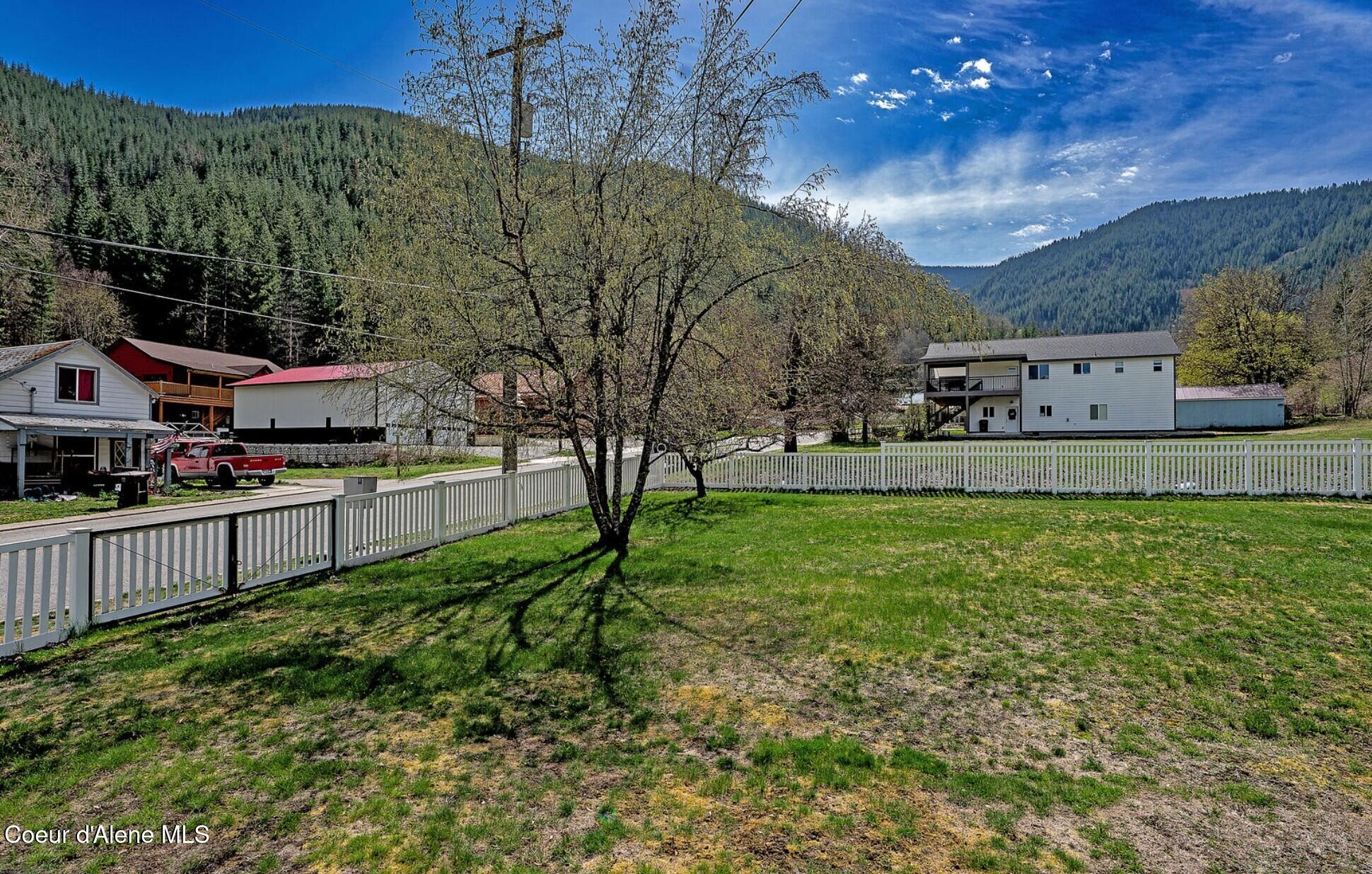 332 Main Street Wardner, ID 83837 - Photo 5 of 42 Front Yard-unedited