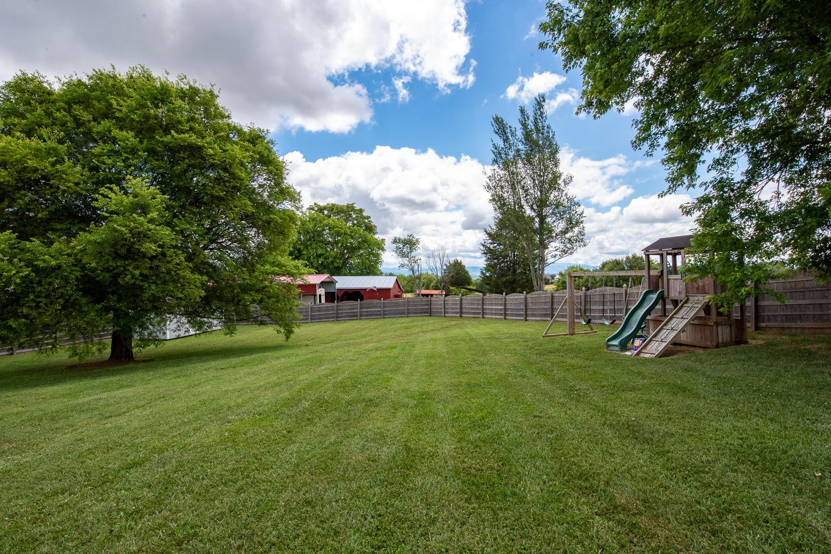 1921 Grey Ridge Road Maryville, TN 37801 - Photo 5 of 34 Gallery Image 5