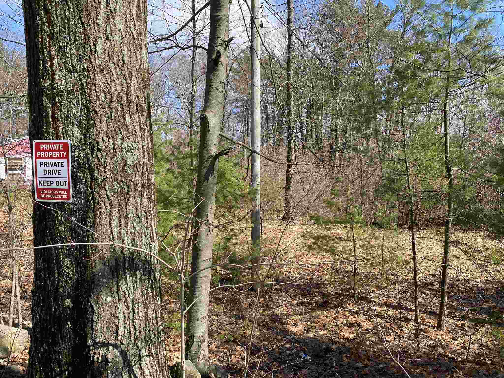 131-133 Green Road Raymond, NH 03077 - Photo 3 of 7