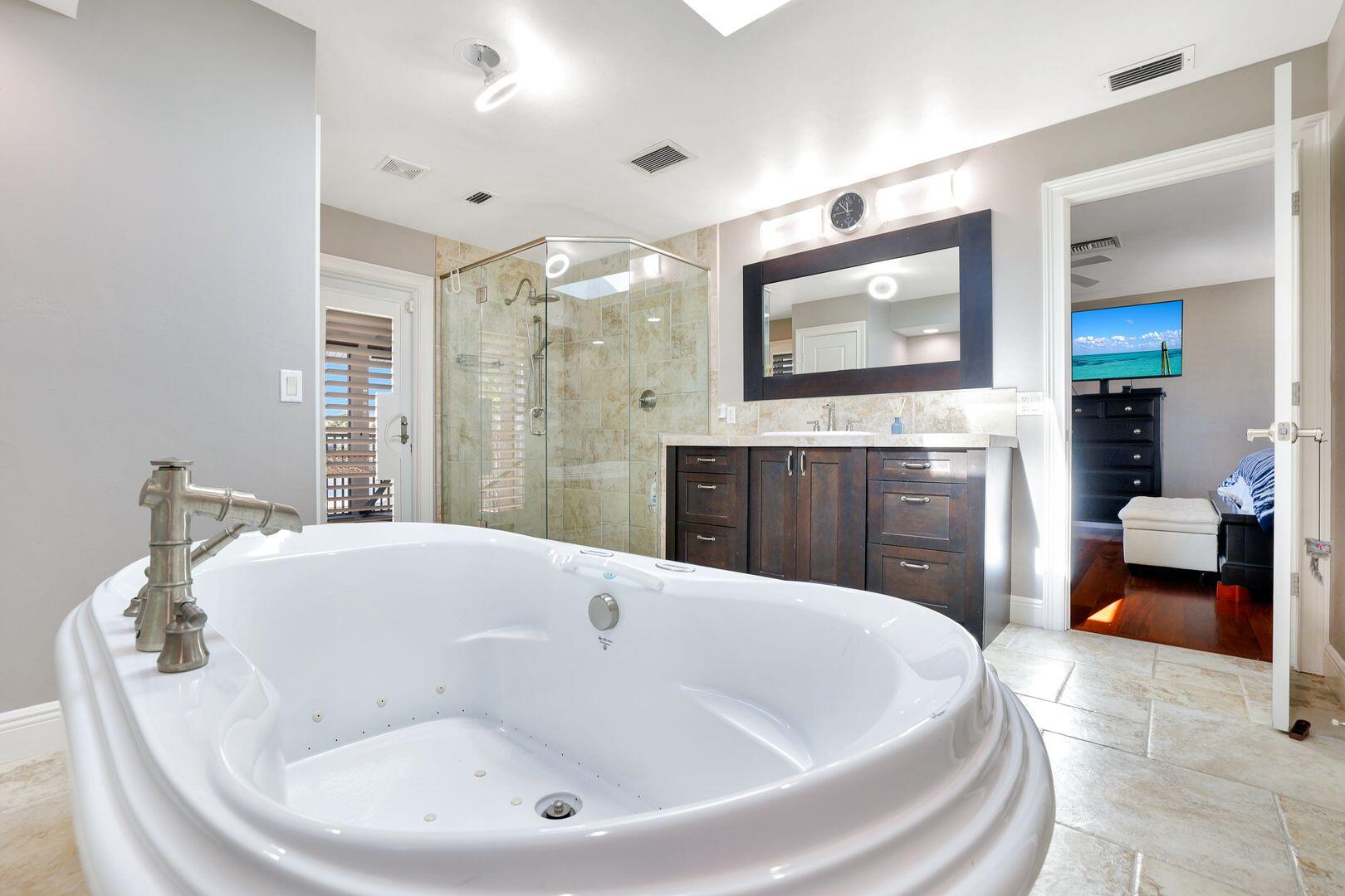 610 Partridge Court Marco Island, FL 34145 - Photo 15 of 30 610 Partridge Ct, Marco Island, FL 34145