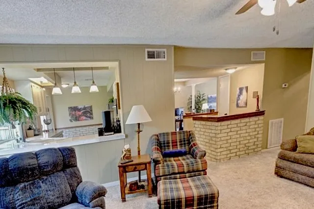 $376,900 | 11719 Cedar Form Lane, Meadows Place, TX 77477