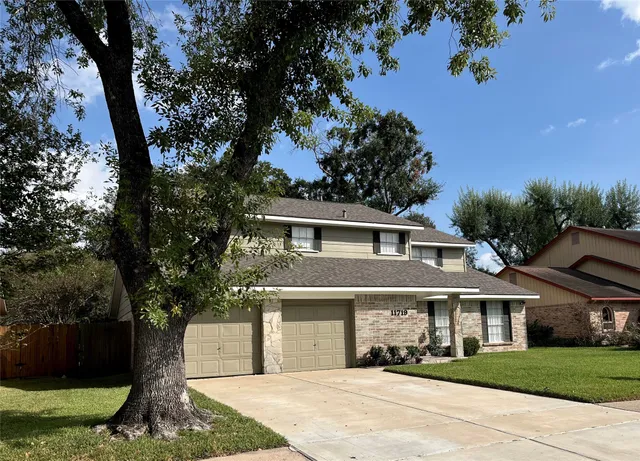 $376,900 | 11719 Cedar Form Lane, Meadows Place, TX 77477