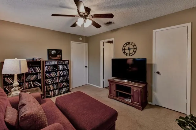 $376,900 | 11719 Cedar Form Lane, Meadows Place, TX 77477