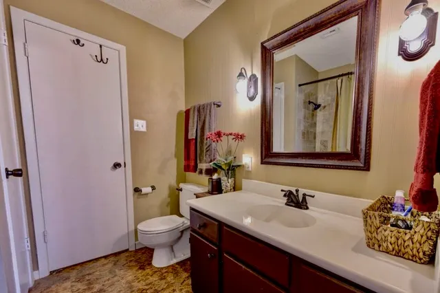 $376,900 | 11719 Cedar Form Lane, Meadows Place, TX 77477