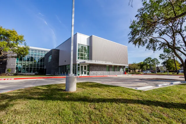 $376,900 | 11719 Cedar Form Lane, Meadows Place, TX 77477