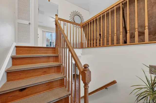 a view of entryway with a front door
