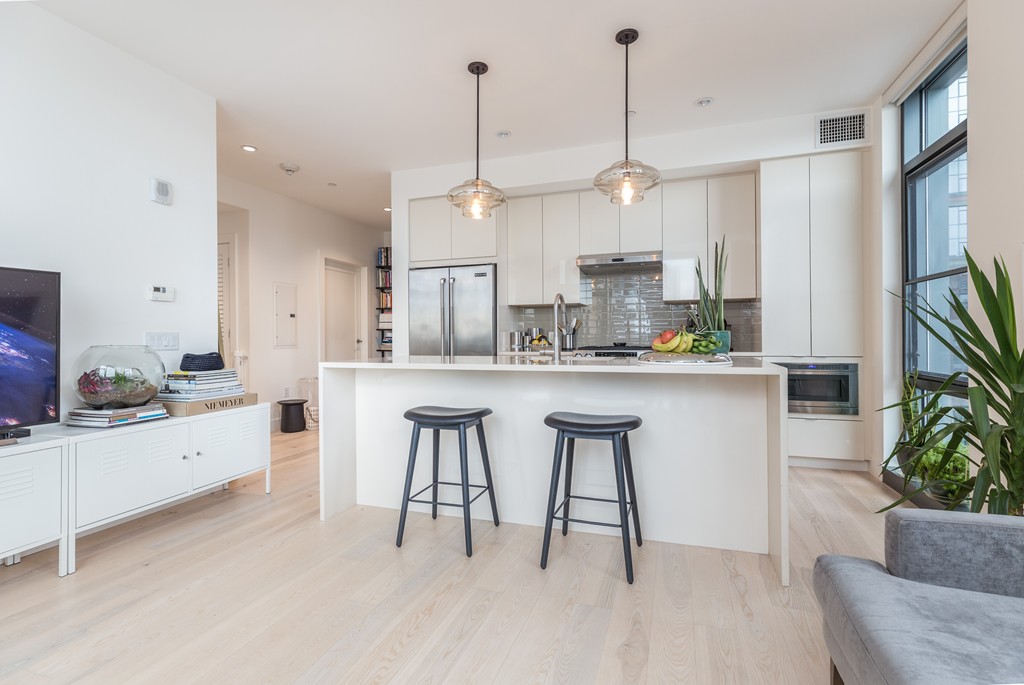32 Traveler Street, Unit 601 Boston, MA 02118 - Photo 4 of 25