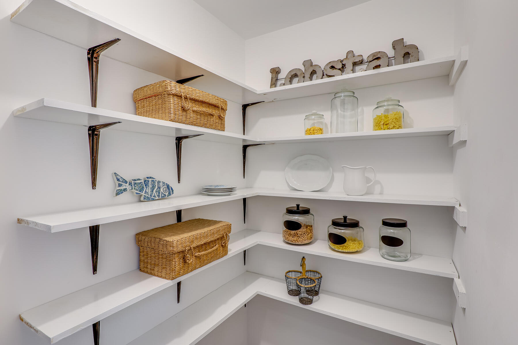 23 Hidden Valley Road Orleans, MA 02653 - Photo 17 of 49 Pantry