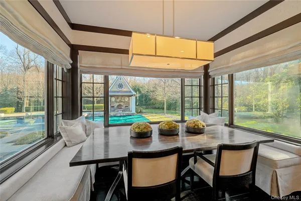 $5,699,000 | 8 Serenite Lane, Muttontown, NY 11791