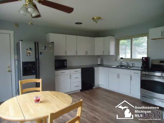 2375 West Temperance Road Temperance, MI 48182 - Photo 5 of 19 Kitchen