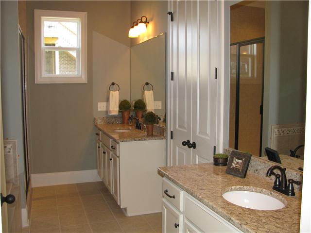 378 Alfred Ladd Road East Franklin, TN 37064 - Photo 8 of 17 Gallery Image 8