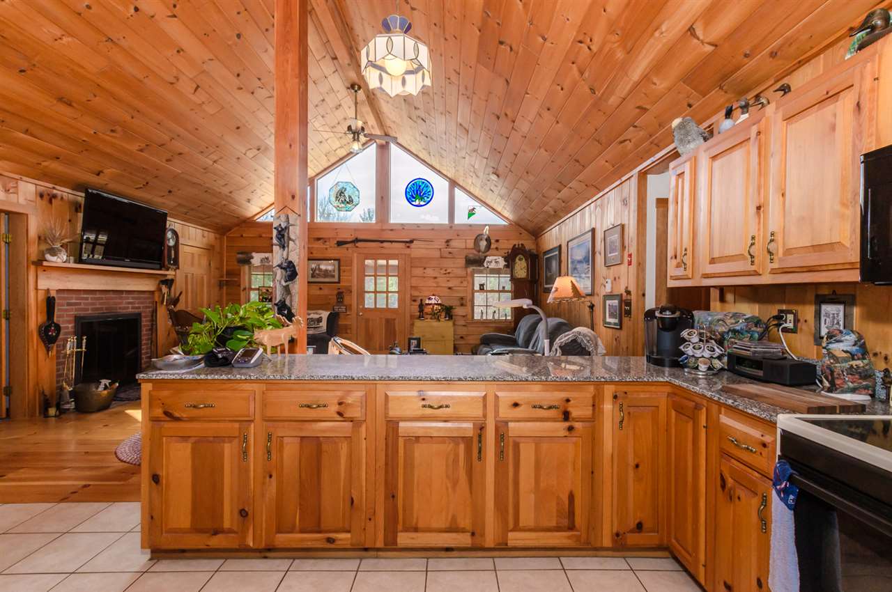 384 Old Temple Road Lyndeborough, NH 03082 - Photo 11 of 40