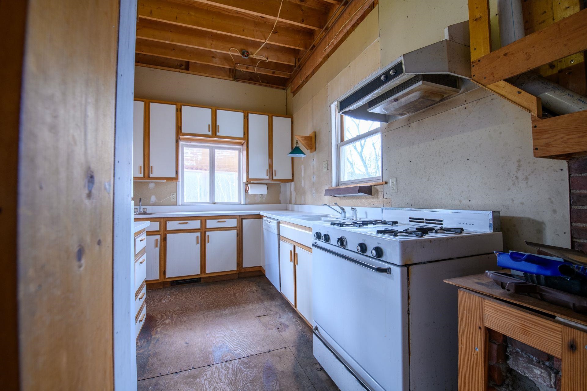 58 Central Street Sunapee, NH 03782 - Photo 8 of 14