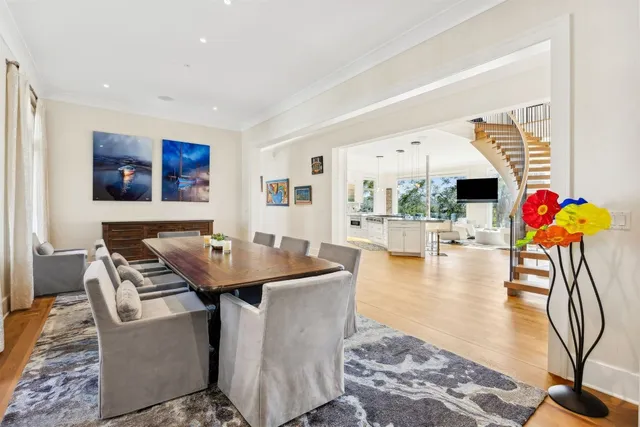 a en suite bathroom with a shower