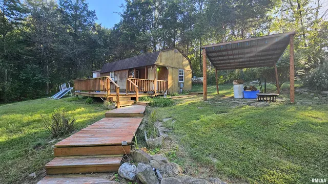 $190,000 | 526 Power Plant Road, Marion, IL 62959