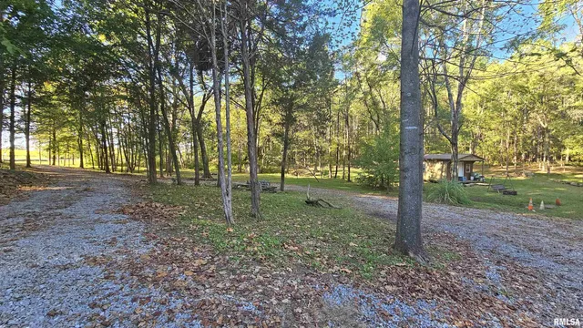 $190,000 | 526 Power Plant Road, Marion, IL 62959