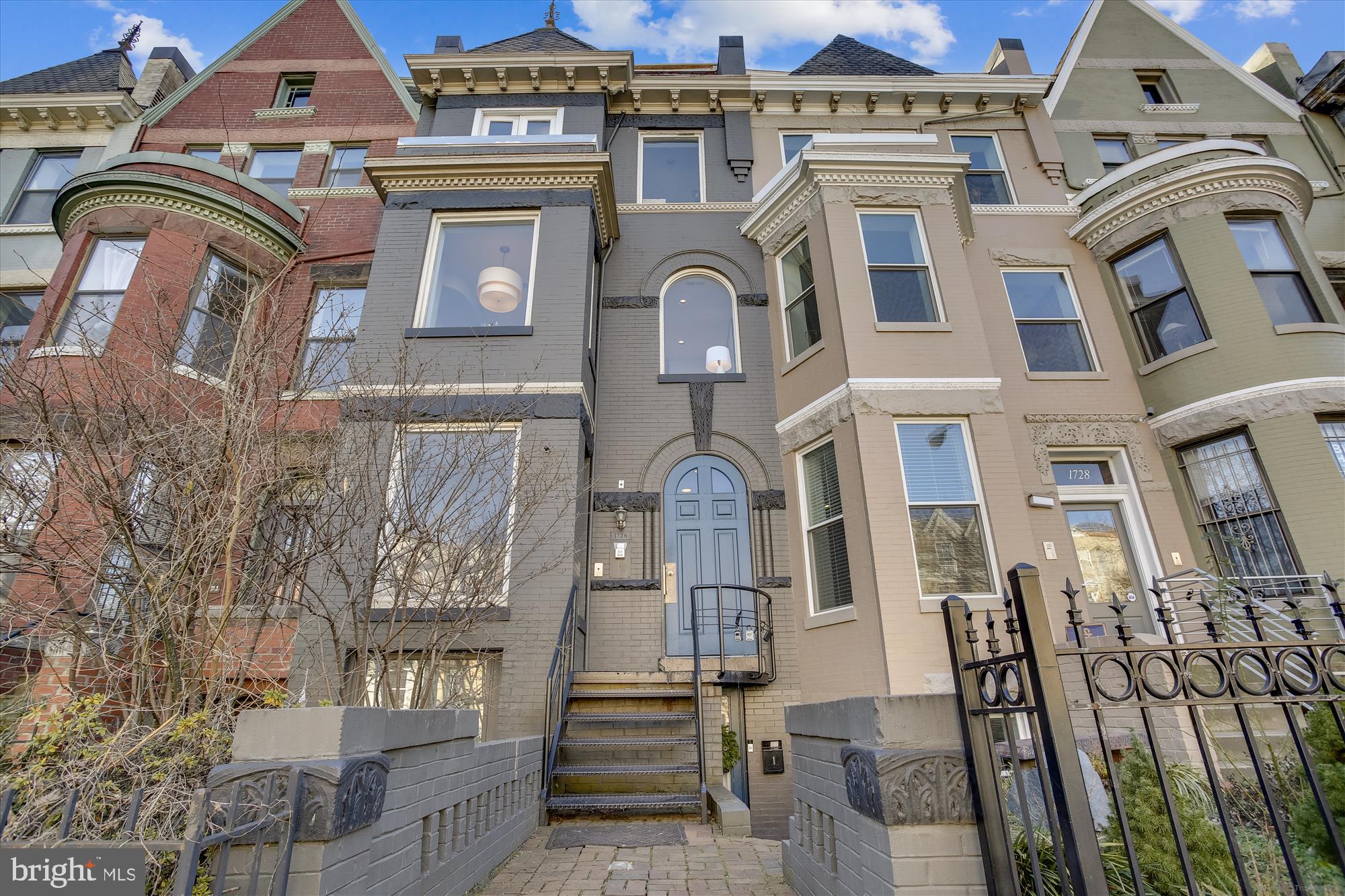 Classic DC architecture welcomes you!