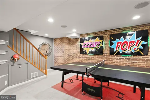 $1,249,000 | 8510 Camden Street, Alexandria, VA 22308