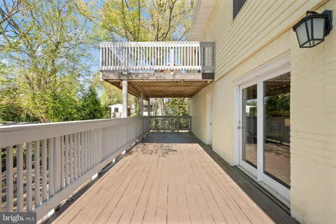 $1,249,000 | 8510 Camden Street, Alexandria, VA 22308