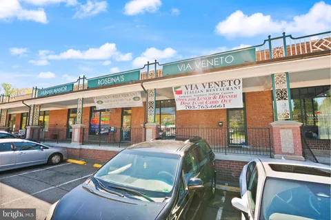 $1,249,000 | 8510 Camden Street, Alexandria, VA 22308