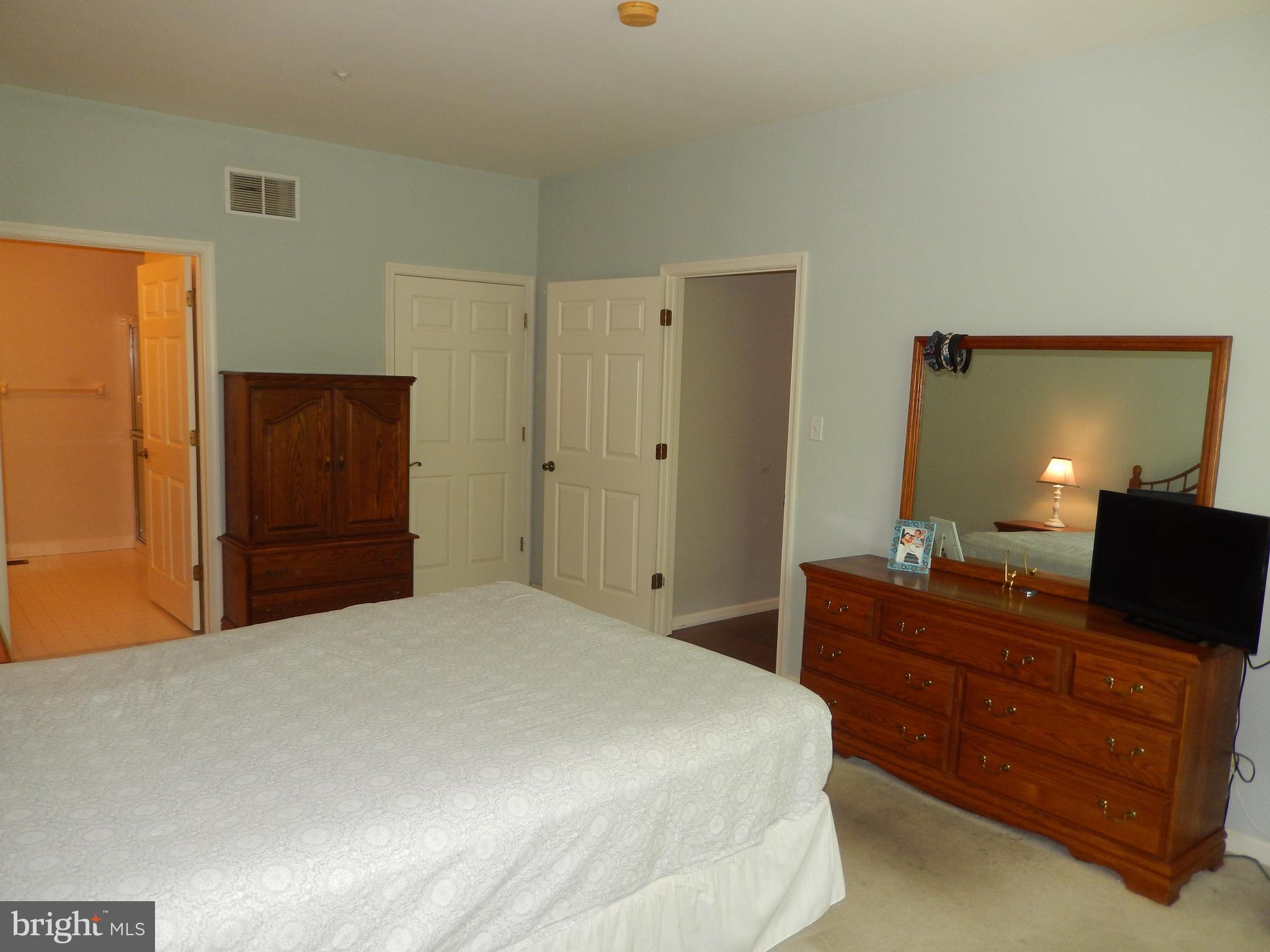 1293 Country Club Drive Springfield, PA 19064 - Photo 22 of 33