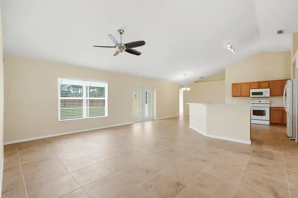 $2,000 | 33 Brownstone Lane, Palm Coast, FL 32137