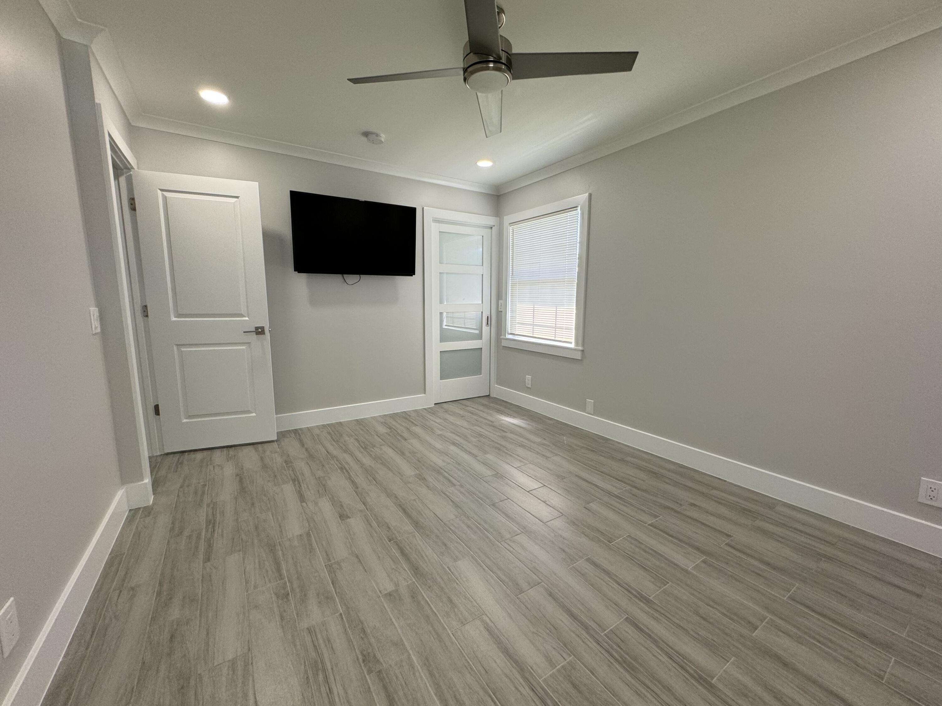 202 Windsor Road West Jupiter, FL 33469 - Photo 14 of 27 Master