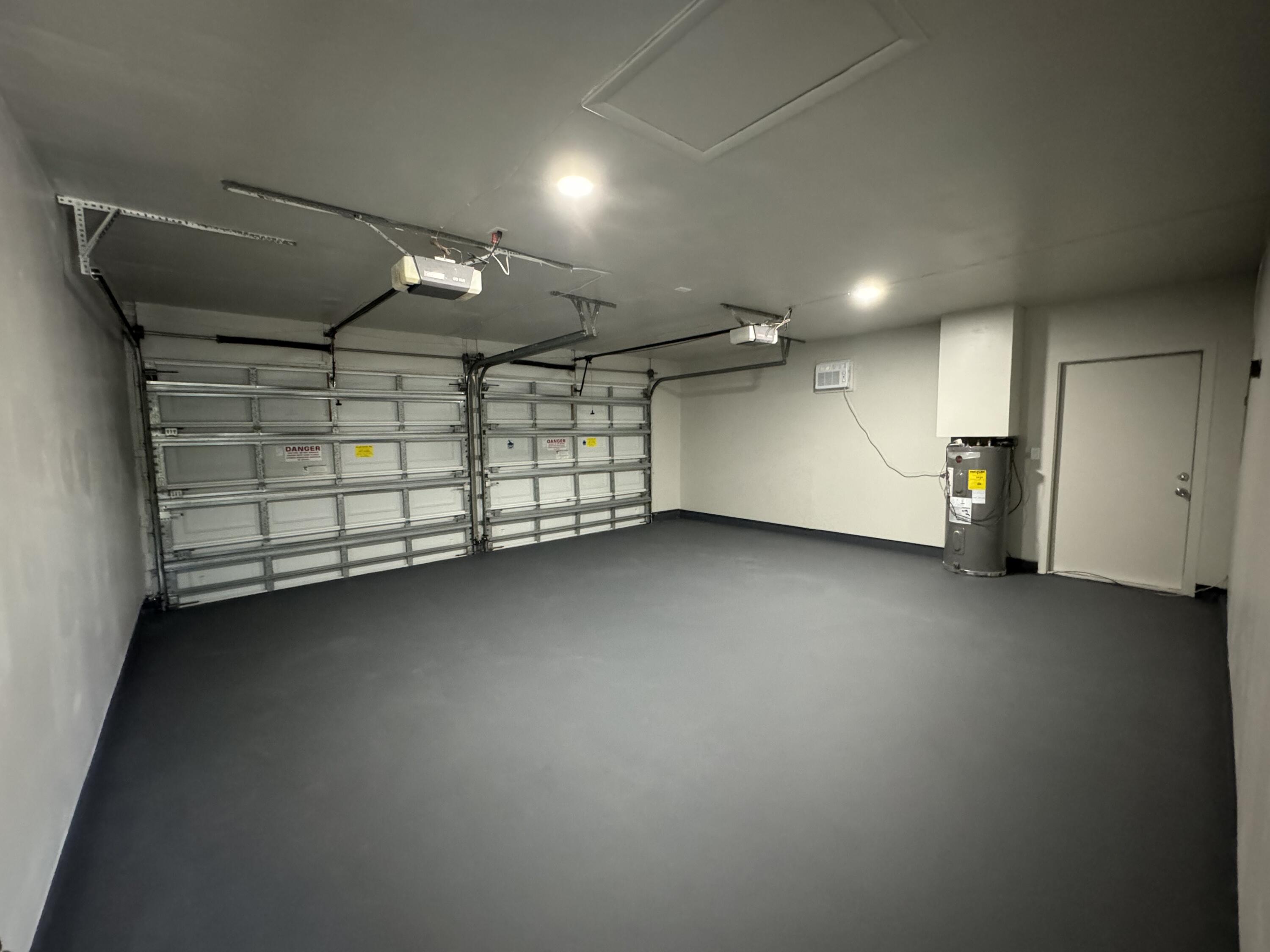 202 Windsor Road West Jupiter, FL 33469 - Photo 24 of 27 Garage