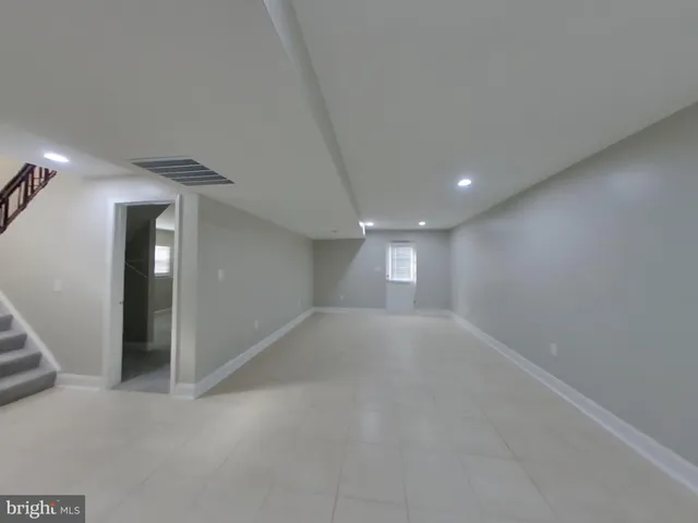 a view of empty room