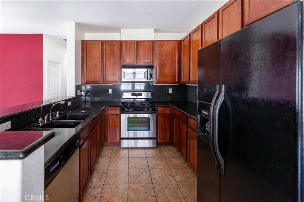 7331 Shelby Place, Unit 13 Rancho Cucamonga, CA 91739 - Photo 7 of 26