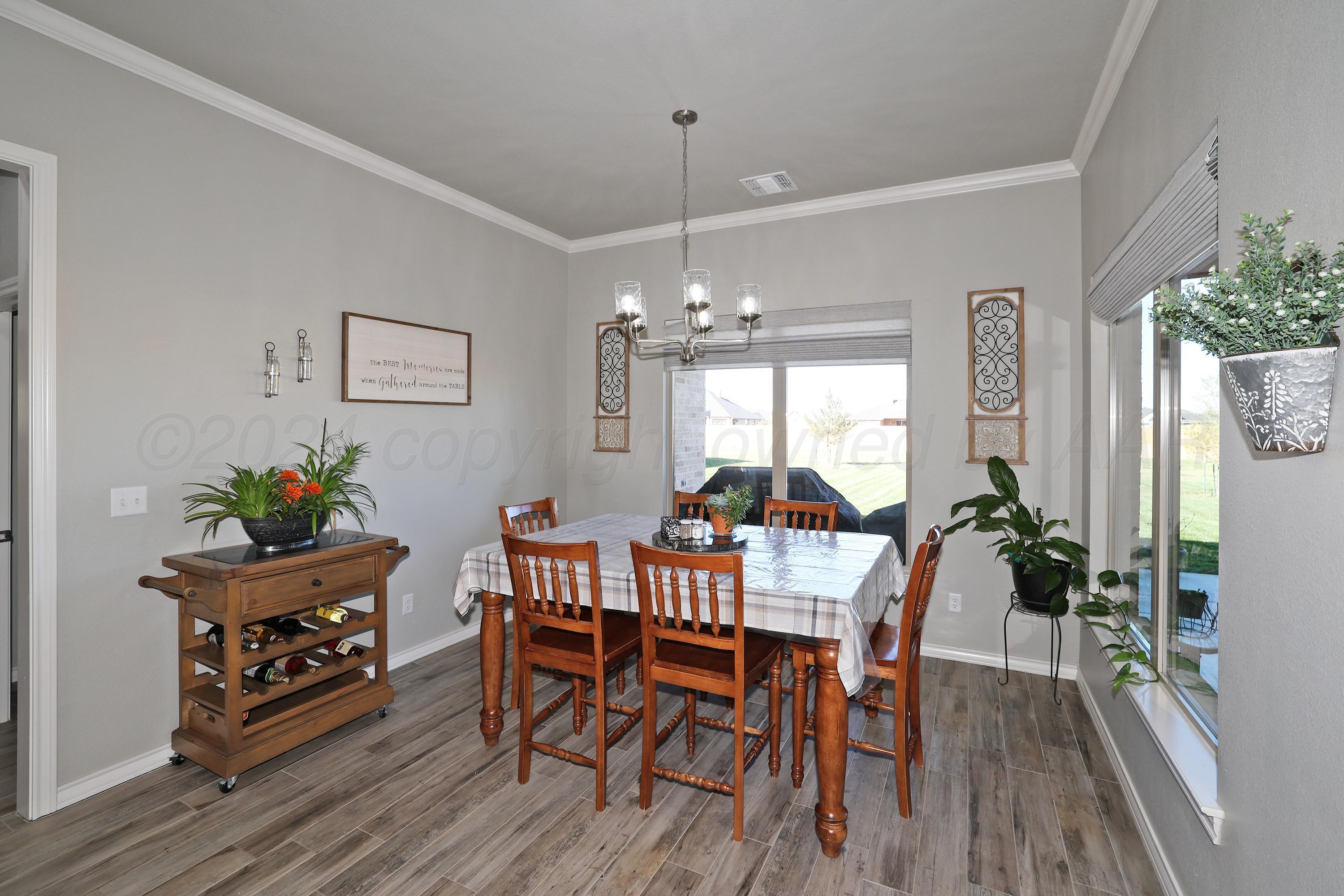 8806 Shadow Bend Avenue Amarillo, TX 79119 - Photo 15 of 48 18-Dining Area