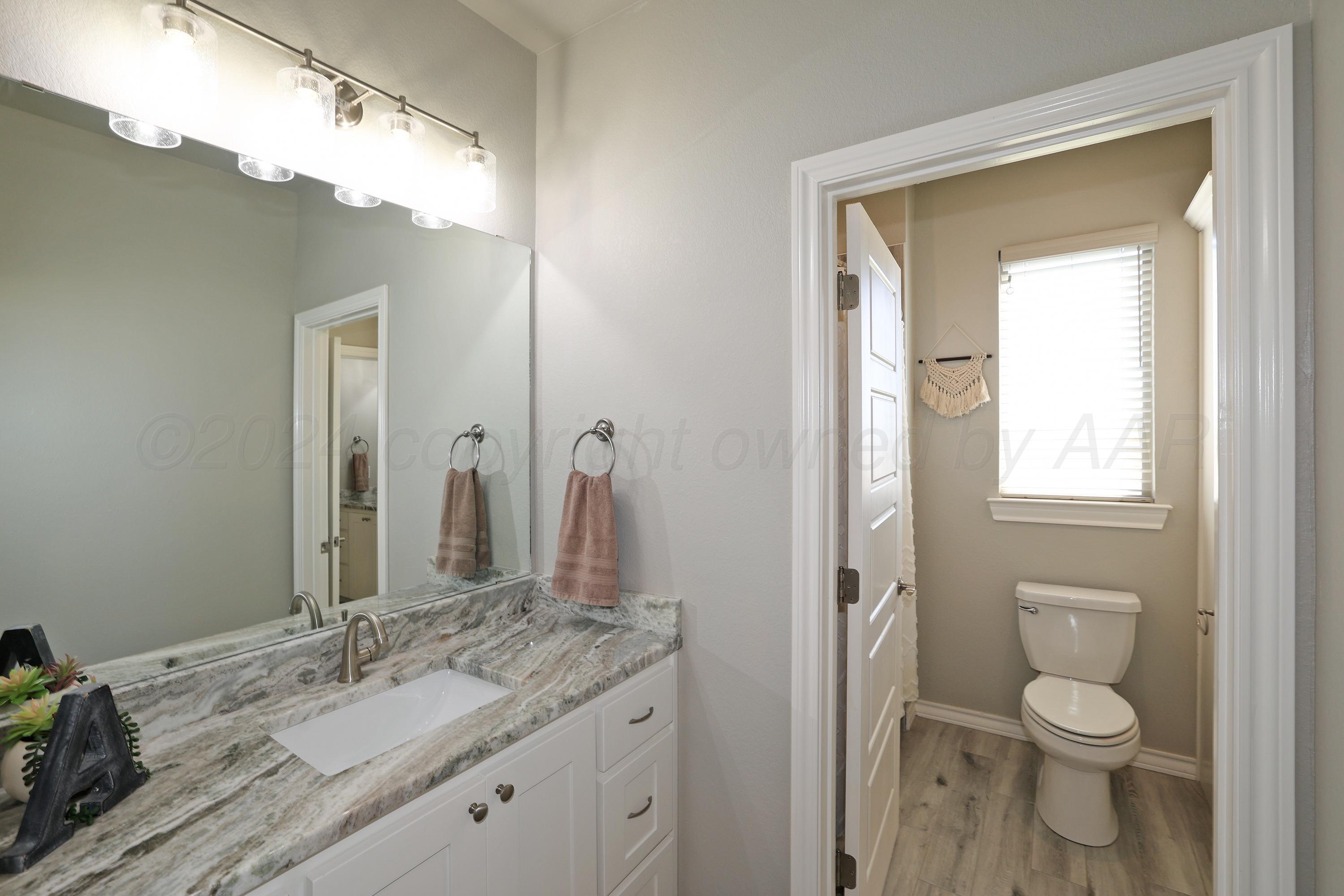 8806 Shadow Bend Avenue Amarillo, TX 79119 - Photo 28 of 48 35-3rd Bedroom Vanity