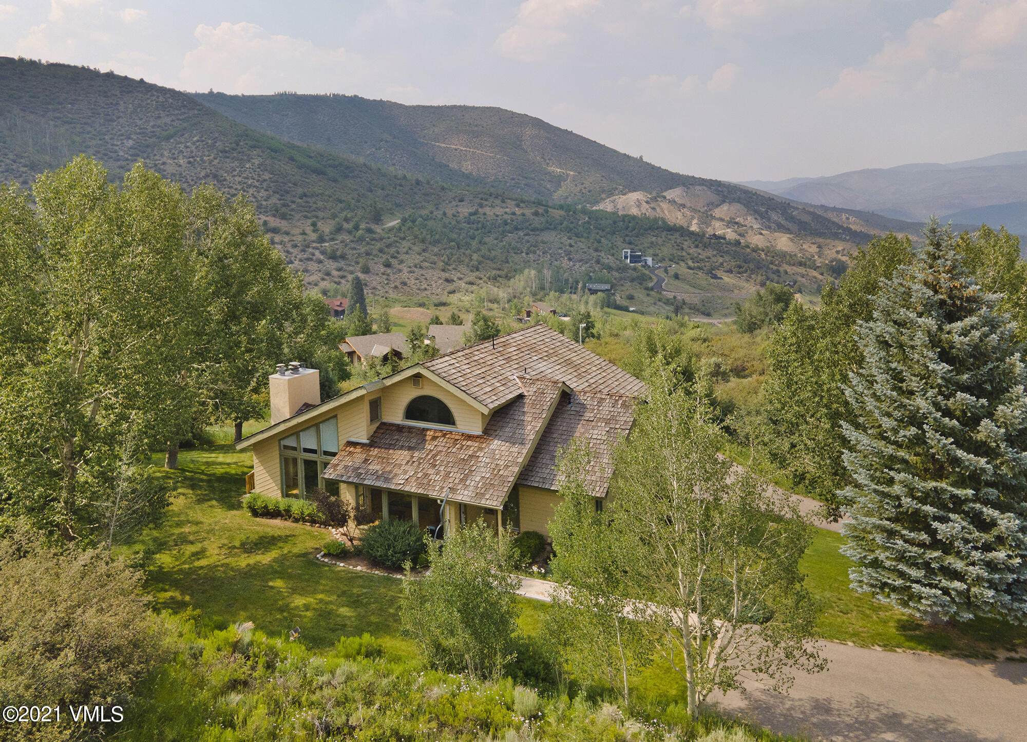 683 Eagle Crest Road Edwards, CO 81632 - Photo 2 of 47 a view of a back yard
