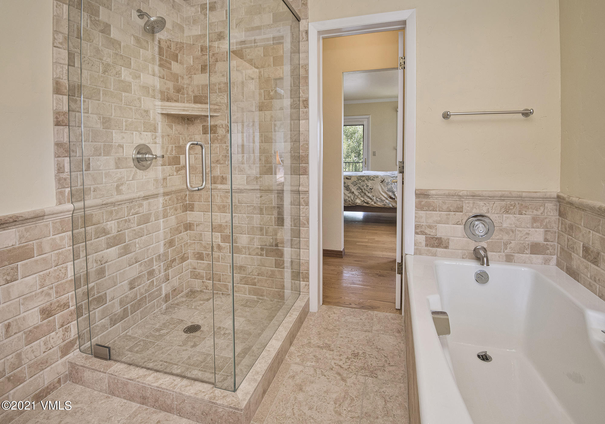 683 Eagle Crest Road Edwards, CO 81632 - Photo 24 of 47 a bathroom with a bathtub and shower