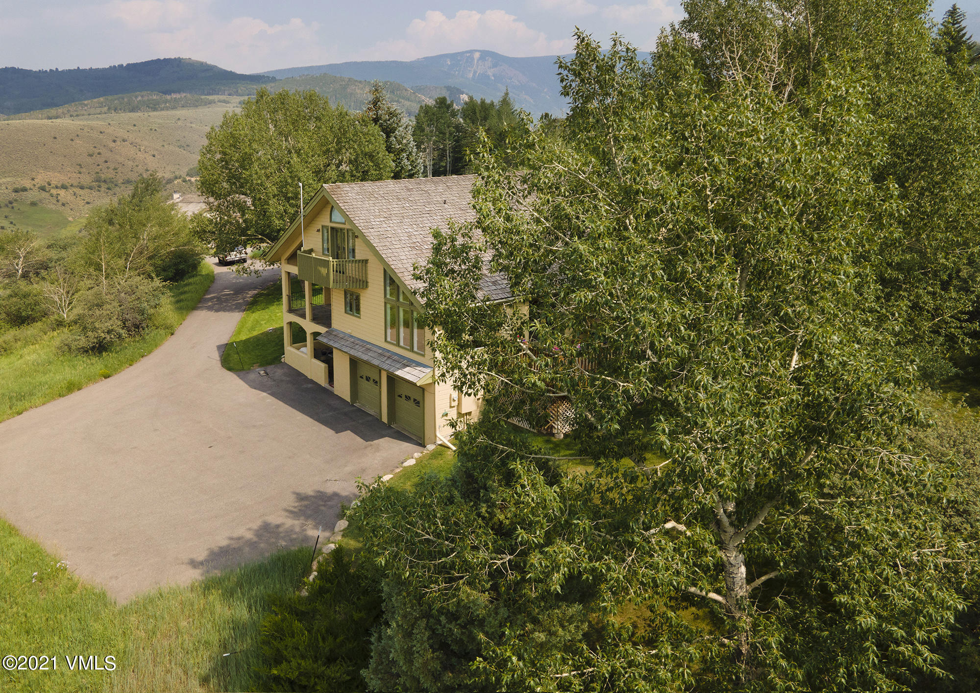 683 Eagle Crest Road Edwards, CO 81632 - Photo 45 of 47 an aerial view of a house