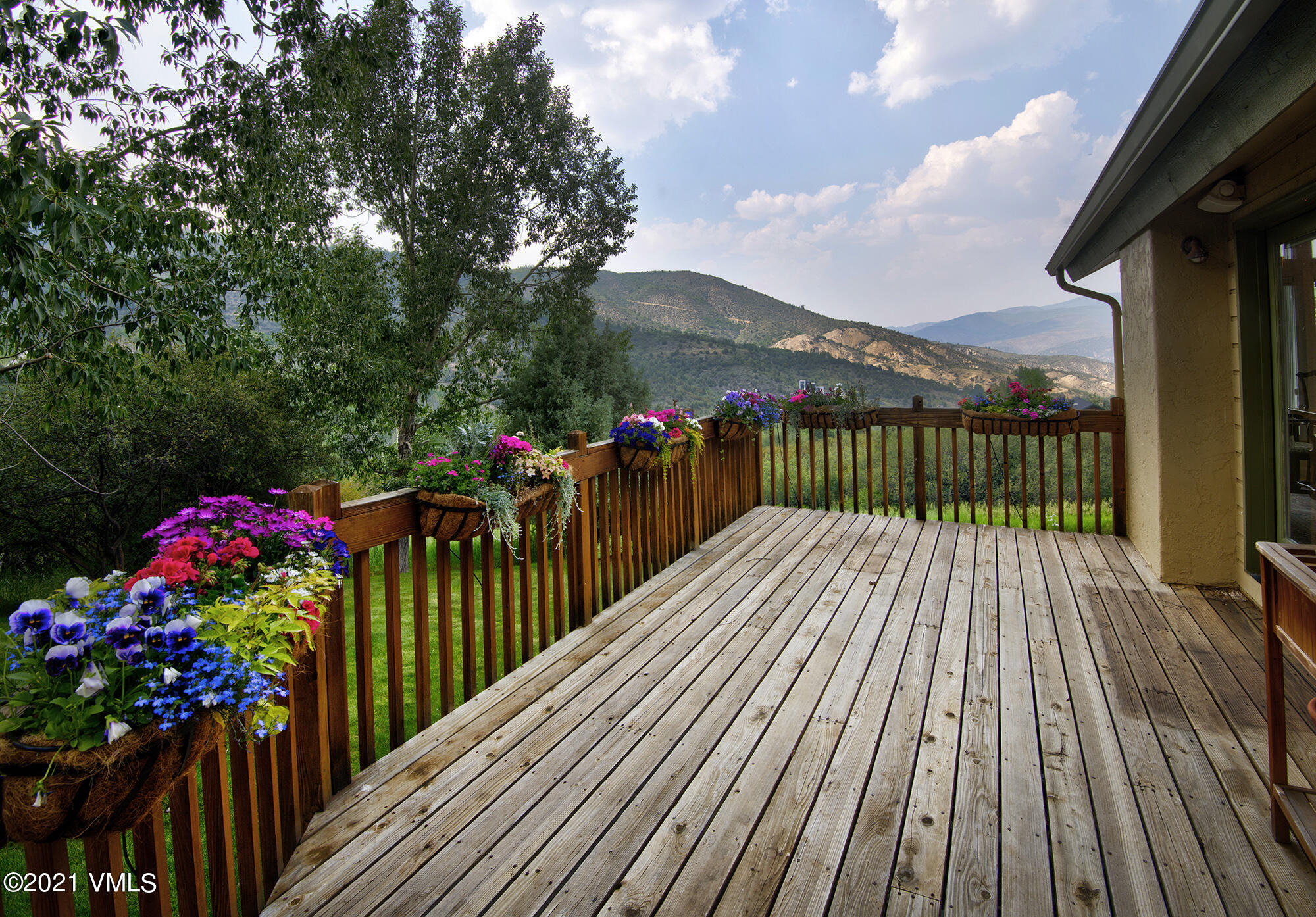 683 Eagle Crest Road Edwards, CO 81632 - Photo 7 of 47