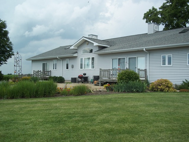 2037 Locust Road Steward, IL 60553 - Photo 17 of 24