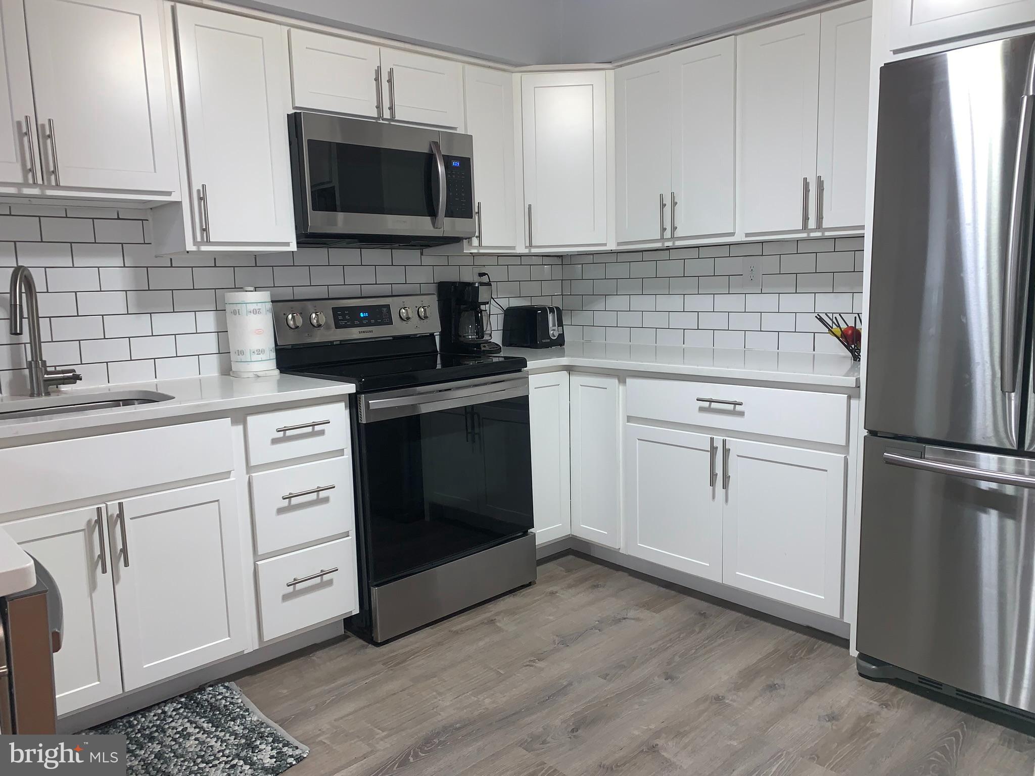 1100 Norwalk Road Philadelphia, PA 19115 - Photo 3 of 31 New Cabinetry and Stainless Steel Appliances