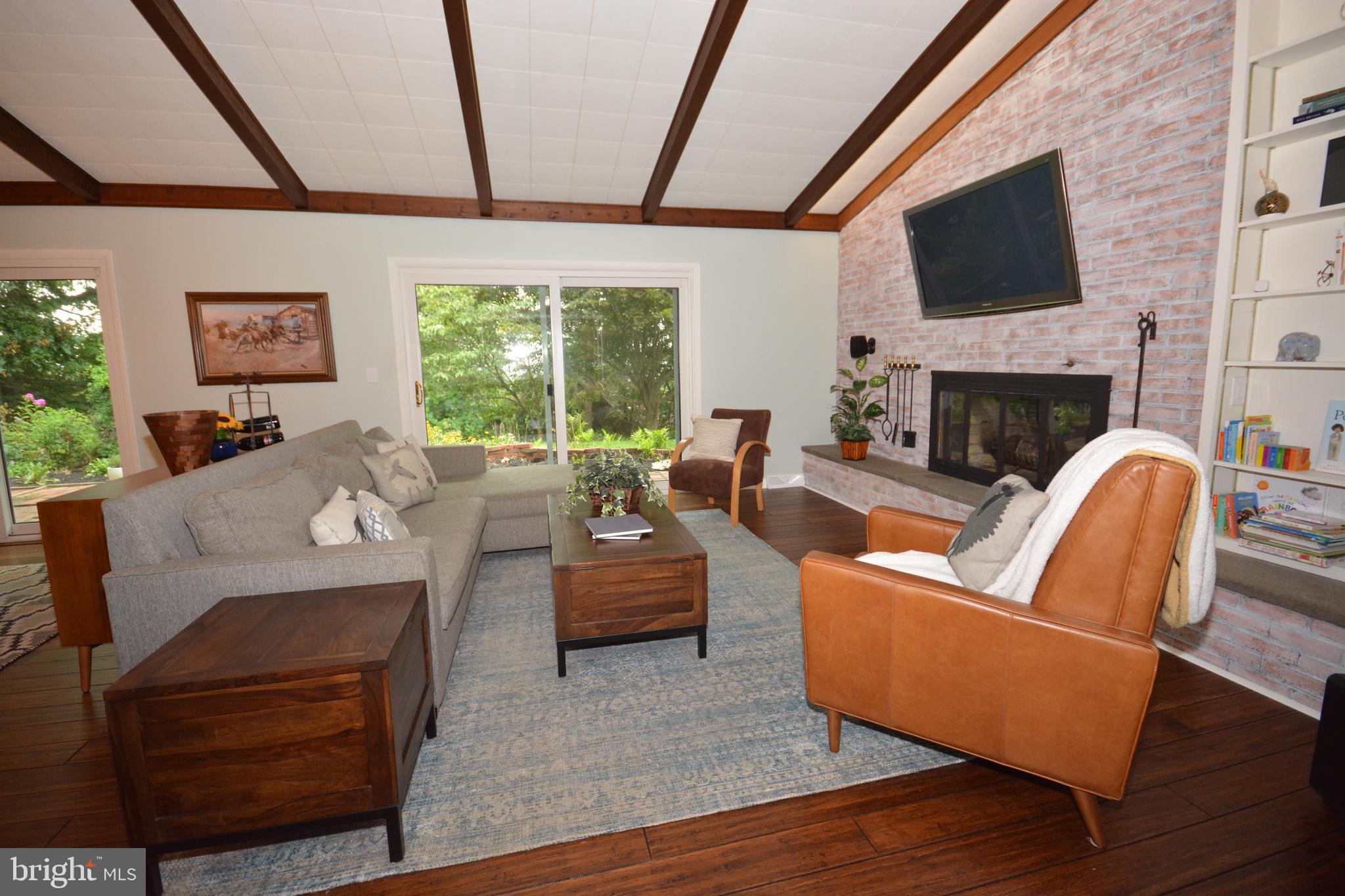 12 Ridge Road Lititz, PA 17543 - Photo 7 of 49 Living Room