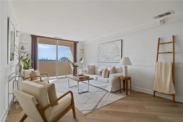 $285,000 | 1501 Clairmont Road, Decatur, GA 30033