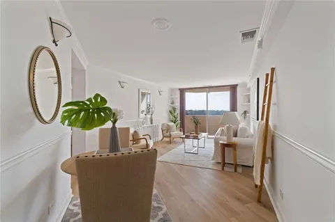 $289,900 | 1501 Clairmont Road, Decatur, GA 30033