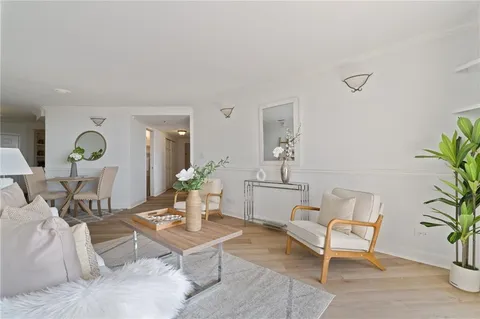 $289,900 | 1501 Clairmont Road, Decatur, GA 30033