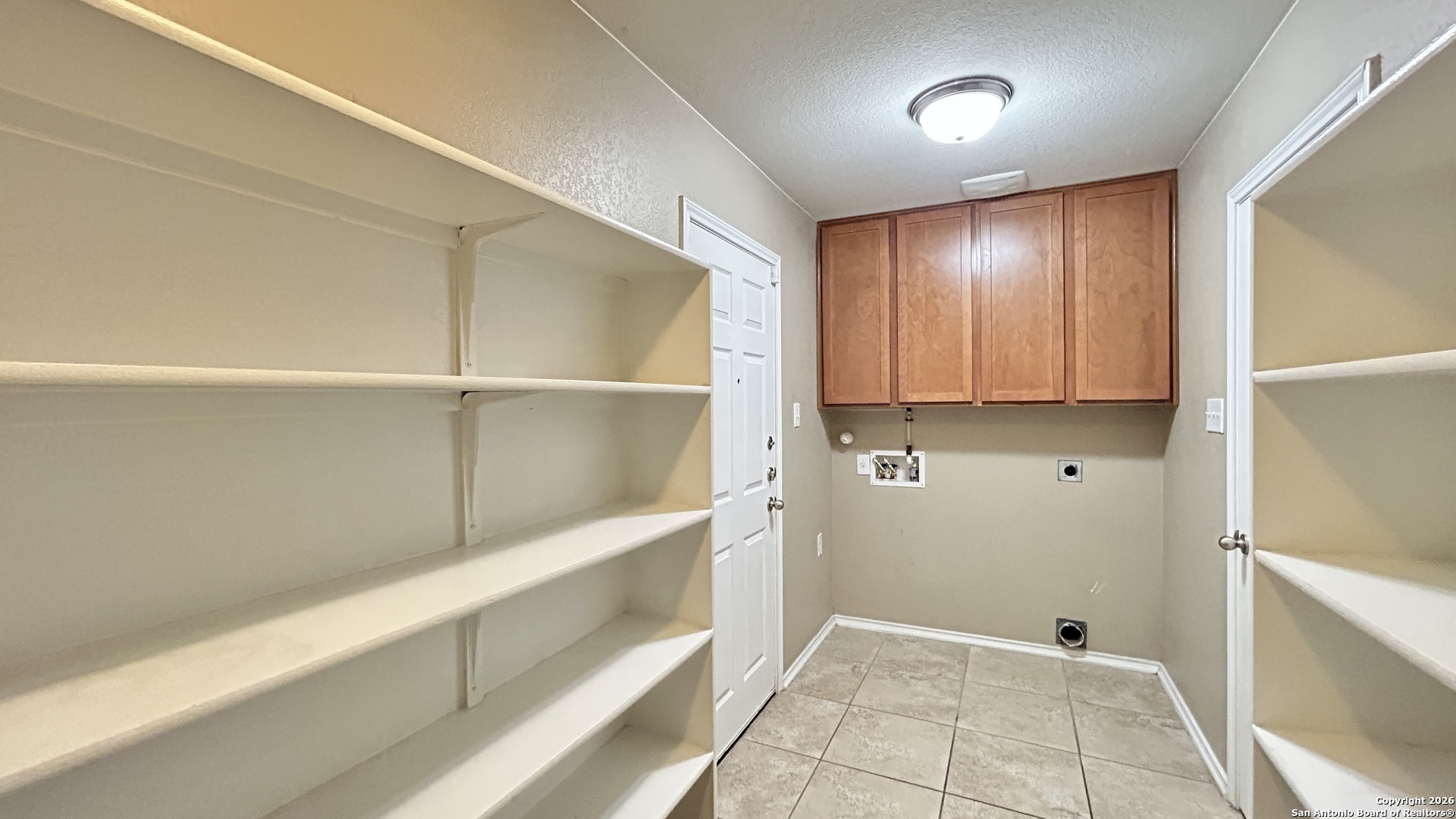 10319 Roadrunner Ridge San Antonio, TX 78245 - Photo 25 of 35 a view of an empty room