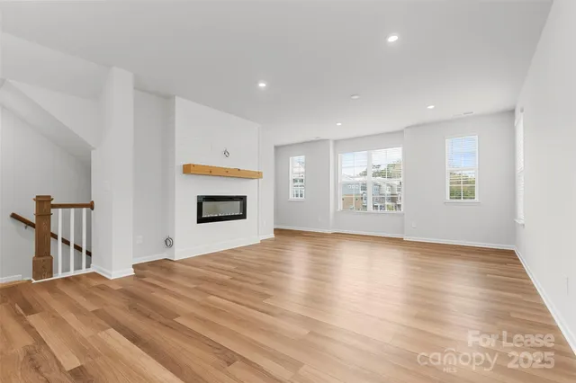 $2,425 | 10138 Hemingway Place, Mint Hill, NC 28227