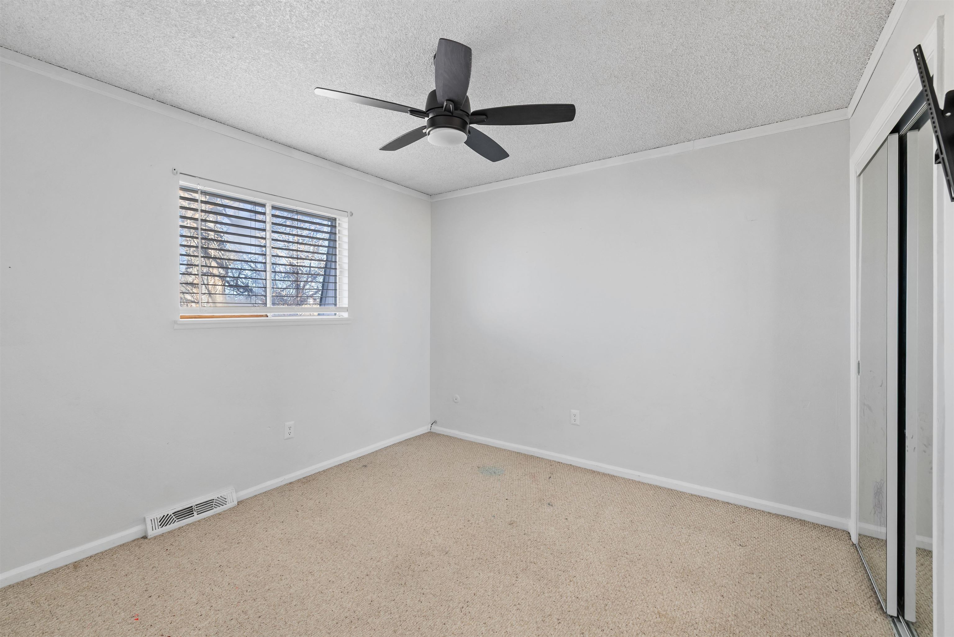 2230 East 16th Street Casper, WY 82609 - Photo 12 of 33