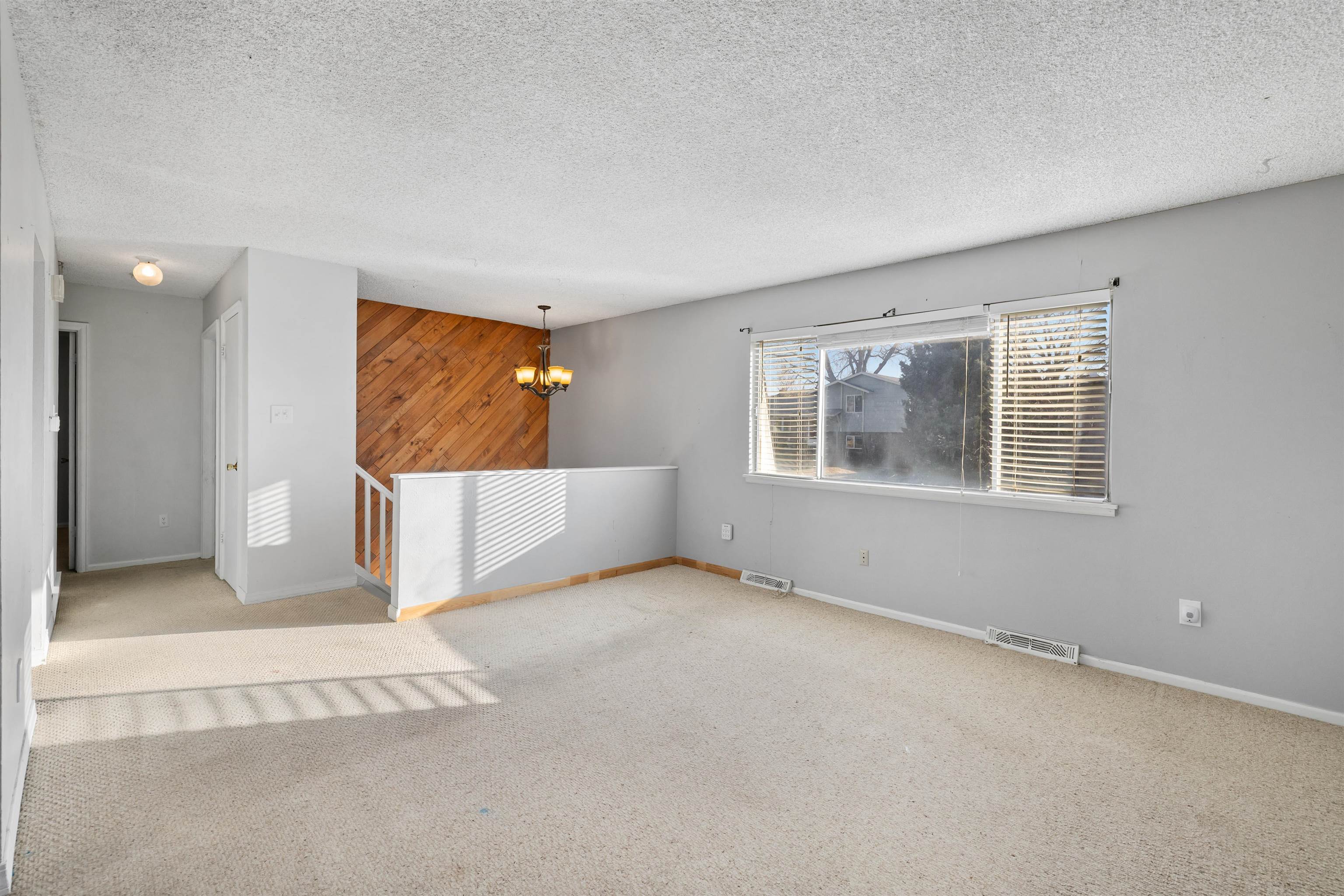 2230 East 16th Street Casper, WY 82609 - Photo 4 of 33
