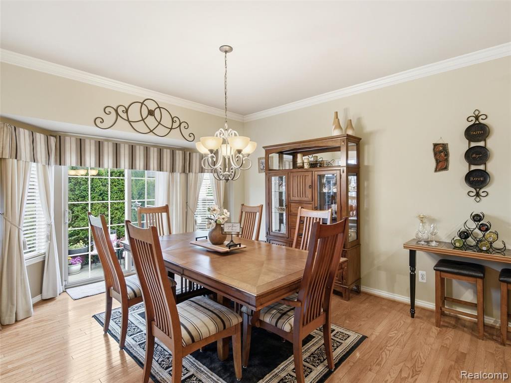 2633 Ridgecrest Drive Utica, MI 48316 - Photo 9 of 42