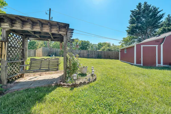 $320,000 | 3033 Parham Drive, Roanoke, VA 24014